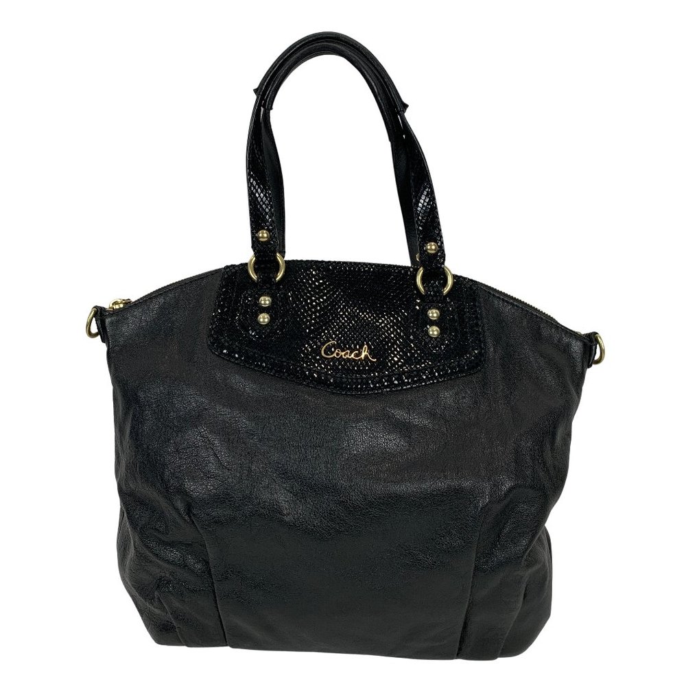 Coach Solid Black Leather Shoulder/Handbag Bag Sn… - image 1